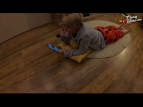 ❤️ Luda plavuša sisa ogroman kurac sisa i poskakuje na njemu - analni seks ❤ Analni video u pornografiji hr.xxxtun.ru